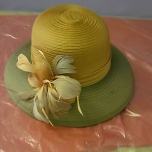 Two Toned Women's Hat by Giovannio New York